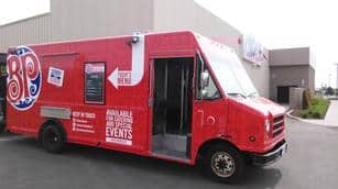 boston-pizza-food-truck-wrap